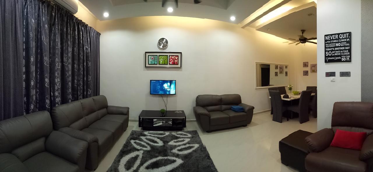 Amanda Homestay Dungun 1 Exterior photo